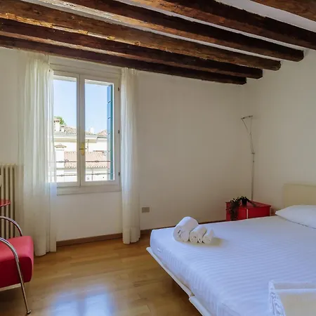 Yourbanflat Marsala Apartamento Padua